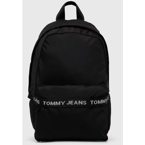 Tommy Jeans Nahrbtnik moški, črna barva