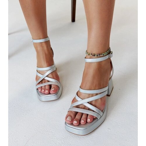 D/CEO Silver sandals Diane Cene