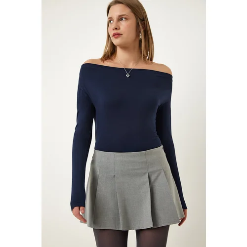  Women's Navy Blue Boat Neck Knitted Blouse