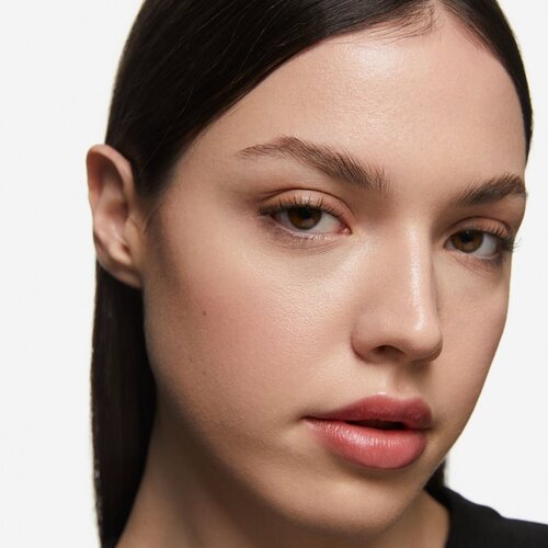 Inglot Skin Focused Care Face Foundation SPF 50 prekrivni tekoči puder SPF 50 odtenek 303 Porcelain Beige 30 ml Slike