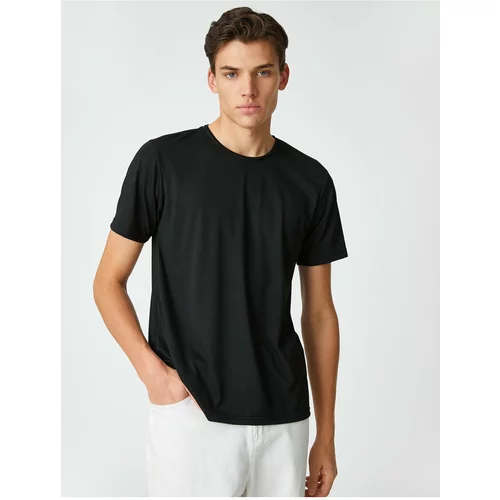 Koton Basic T-Shirt Crew Neck Short Sleeve Label Detailed