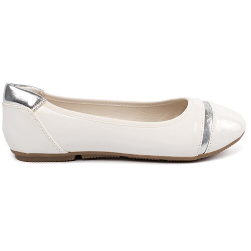 Shelvt White ballerinas with silver decoration Slike