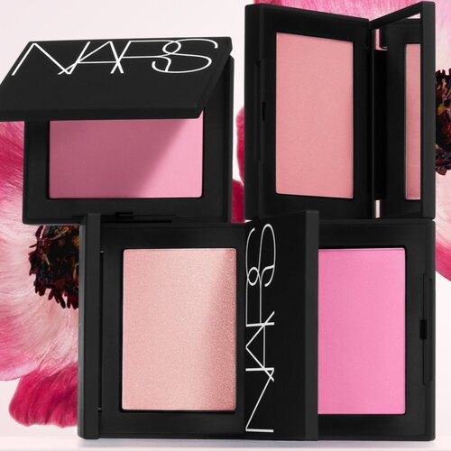 Nars Powder Blush dolgoobstojno rdečilo odtenek CATCH ME 4.8 g Slike