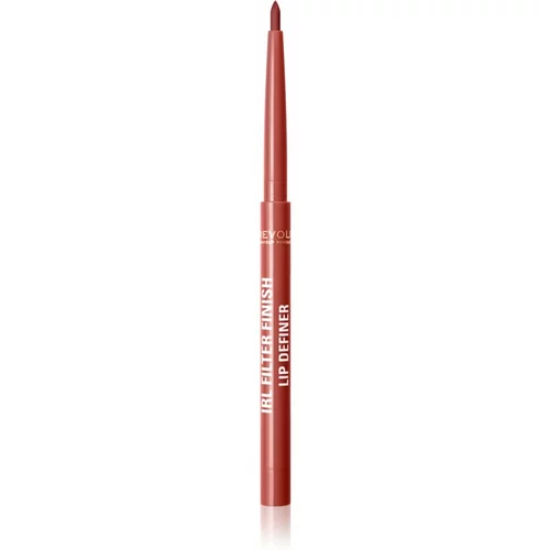 Makeup Revolution IRL Filter kremasti svinčnik za ustnice z mat učinkom odtenek Burnt Cinnamon 0,18 g