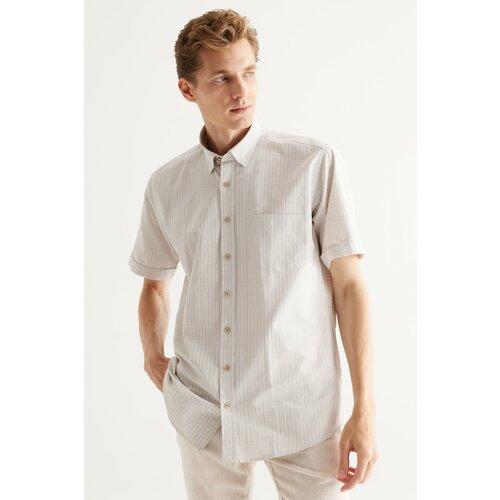 ALTINYILDIZ CLASSICS Men's White-beige Comfort Fit Comfy Cut Buttoned Collar Check Short Sleeve Shirt. Slike