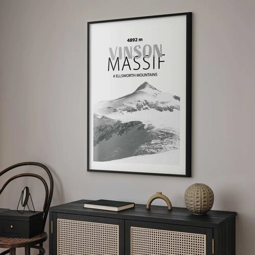  Plakat - The majestic Vinson Massif mountain peak crown of mountains mountain landscape 40x60 Crni okvir s margom Cene
