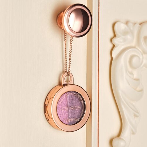 Catrice Hollyglazing svetlucava senka c01 Fa-La-La-Luminesce Slike