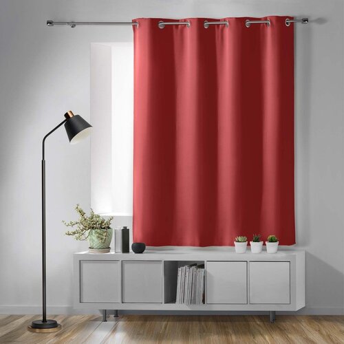Douceur d int&amp;eacute;rieur Rdeča zatemnitvena zavesa 135x180 cm Occult &amp;ndash; Slike