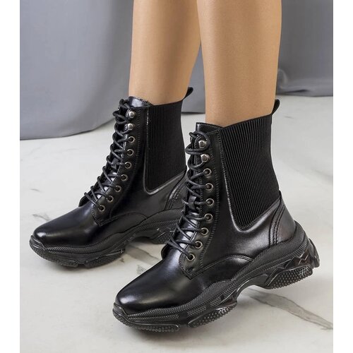 D/CEO Black Valdez insulated boots Cene