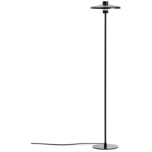 Kave Home Crna stojeća svjetiljka s metalnim sjenilom (visina 130 cm) Nuvira &ndash; Cijene