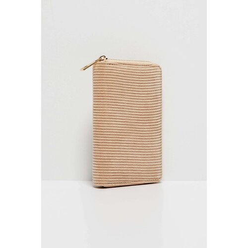 Marisse Wallet with a structured texture Slike