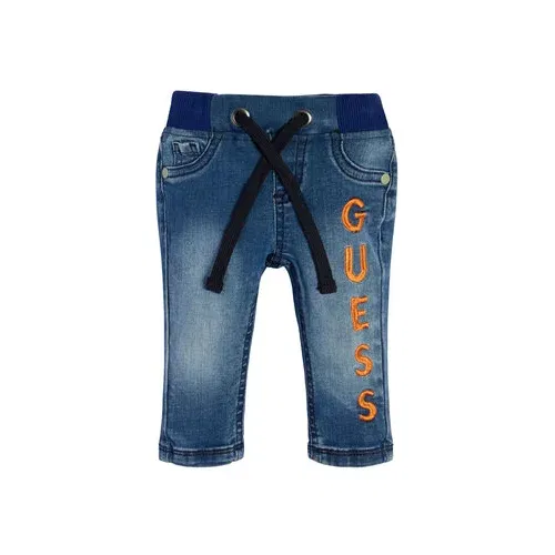Guess Jeans hlače N3GA00 D4CA0 Modra Relaxed Fit