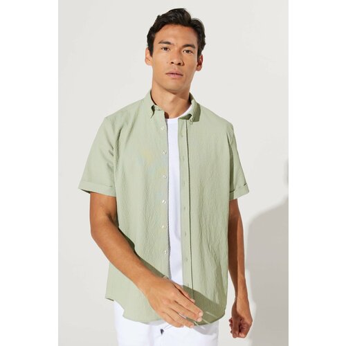 AC&Co / Altınyıldız Classics Men's Khaki Slim Fit Narrow Cut Button Collar Seersucker Patterned Short Sleeve Shirt Slike