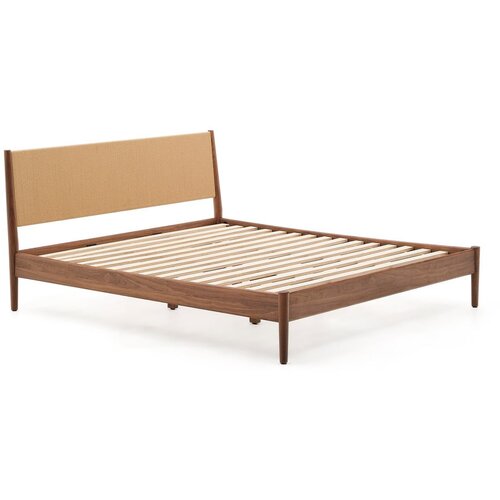 Kave Home Temno rjava zakonska postelja iz masivnega oreha z letvenim dnom 180x200 cm Elan – Cene