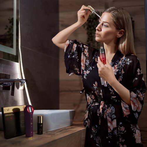 Foreo FAQ&amp;trade; Red Light Peptide Serum serum za obraz za povečanje učinkov LED-terapije s peptidi 30 ml Slike