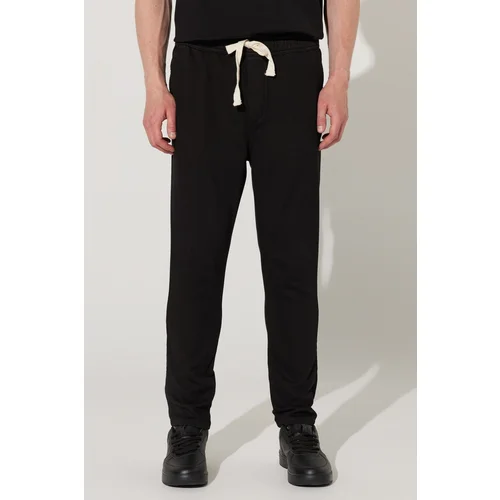 ALTINYILDIZ CLASSICS Men's Black Slim Fit Slim Fit Cotton Trousers with Side Pockets.