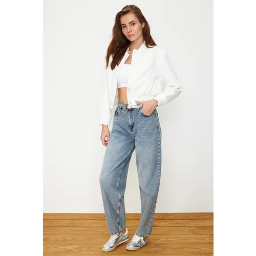 Trendyol Ecru Oversize Crop Bomber Thin Jacket