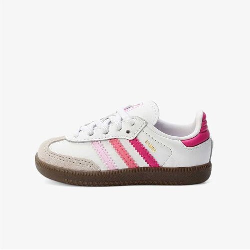 Adidas Samba og el i Cene