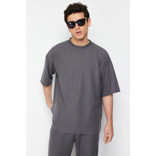 Trendyol Anthracite Men's Relaxed Fit Short Sleeve Textured T-Shirt Slike