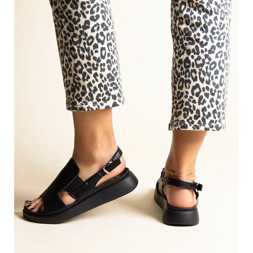 D/CEO Black sandals on a block heel Millo Cene
