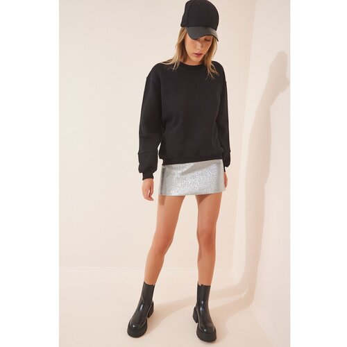  Women's Black Raised Basic Sweatshirt Cene