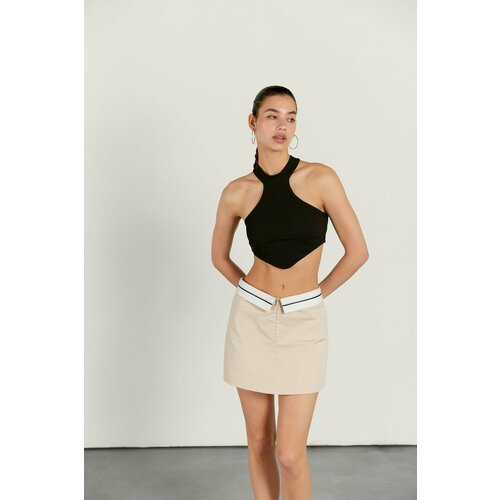 VATKALI Inverted Belt Detailed Short Skirt Beige Slike