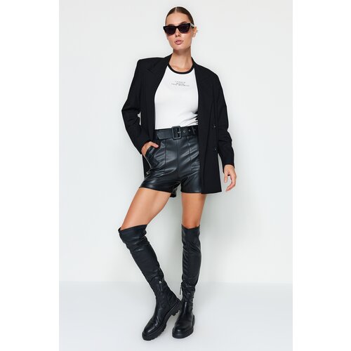 Trendyol Black Faux Leather Belt Woven Shorts Slike