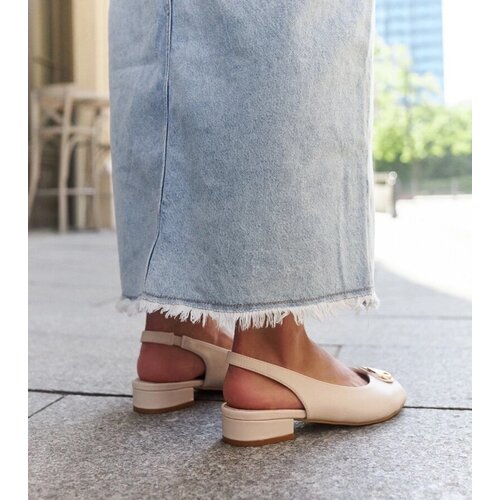 D/CEO Black sandals on a block heel Millo Cene