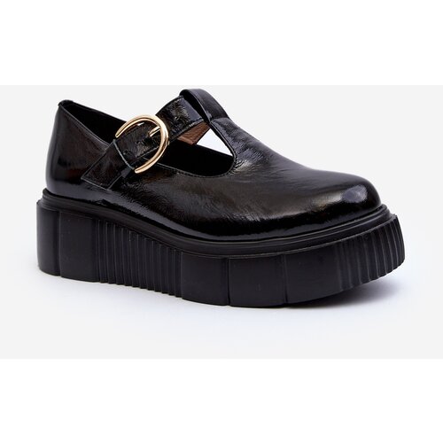 Kesi Fashionable Zazoo patent leather shoes on a solid platform, black Cijene