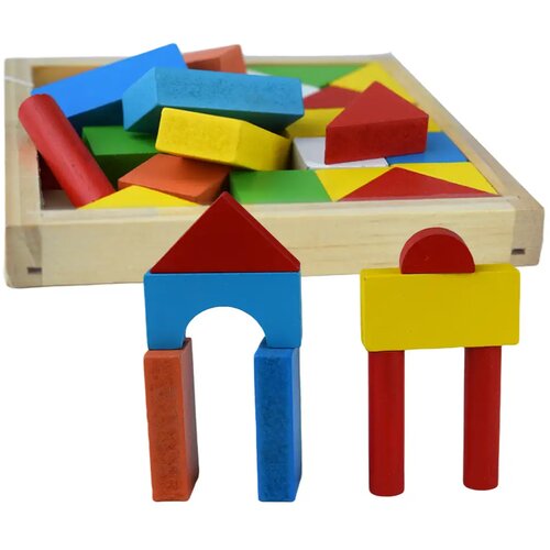 Magic Toys 24-delni set barvnih lesenih gradbenih kock v škatli Cene