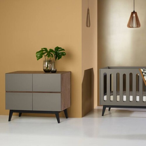 Qu-ax komoda trendy royal oak Slike