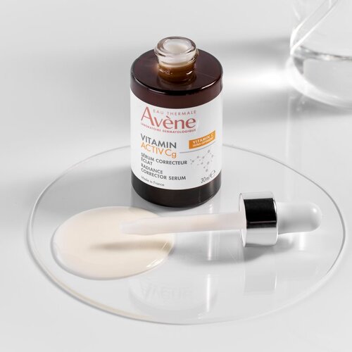 Av&amp;egrave;ne Vitamin Activ Cg koncentrirani serum za osvetlitev kože 30 ml Slike