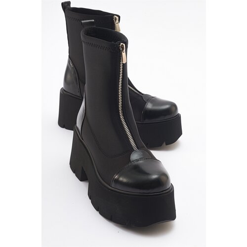 LuviShoes BRAY Black Patent Leather Scuba Thick Sole Women&amp;#039;s Boots Slike