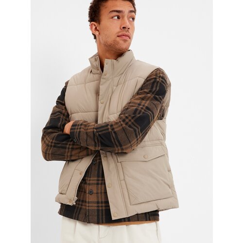 GAP Quilted Zip Vest - Men Cene