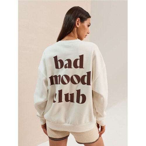 Sinsay Crewneck majica s natpisom na leđima Slike