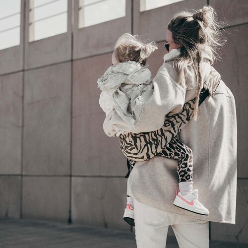 WILDRIDE ergonomska nosiljka za bebe do 20 kg print zebra Slike