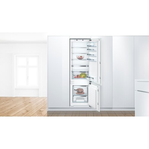 Bosch vgradni kombinirani hladilnik KIS87AFE0 Slike