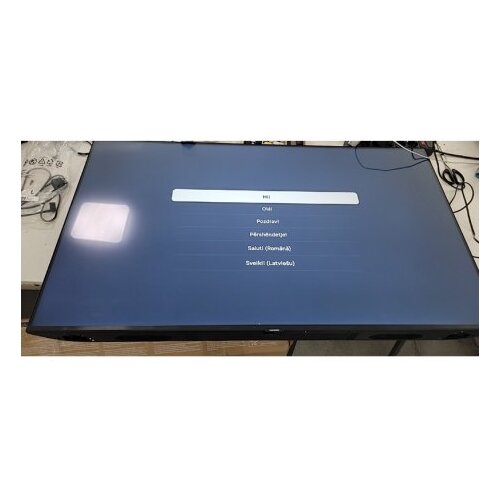 Samsung UE50CU7092UXXH crystal uhd 4K smart tv (2024) outlet Slike