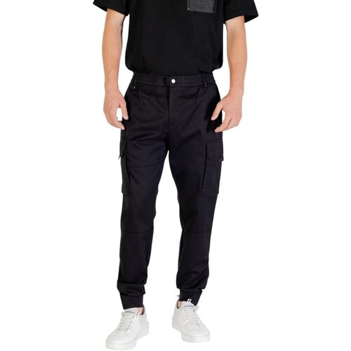 Antony Morato Hlače ELTON REGULAR FIT MMTR00752-FA800191 Črna Slike