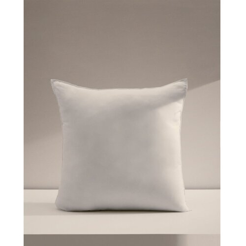 Kave Home Polnilo za blazino 60x60 cm Fluff &amp;ndash; Slike