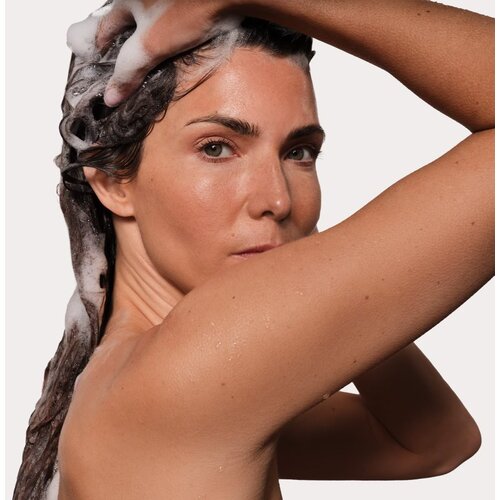 ANNEMARIE B&amp;Ouml;RLIND REPAIR obnovitveni &amp;scaron;ampon za po&amp;scaron;kodovane lase 250 ml Slike
