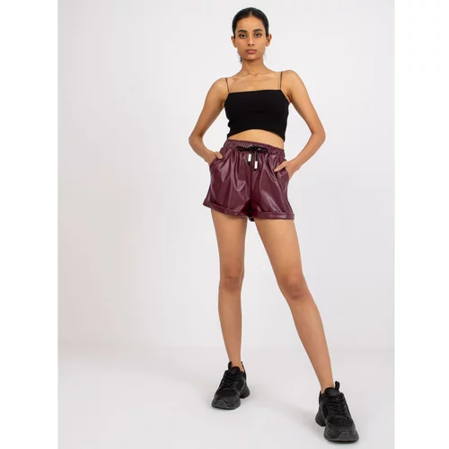 Fashion Hunters Abigail RUE PARIS burgundy casual shorts in eco-leather