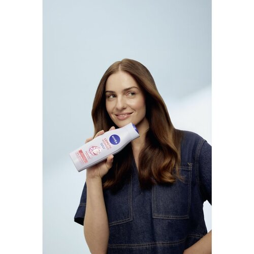 Nivea Length Wonder &amp;scaron;ampon za učvr&amp;scaron;ćivanje za ispucale vrhove kose 400 ml Slike