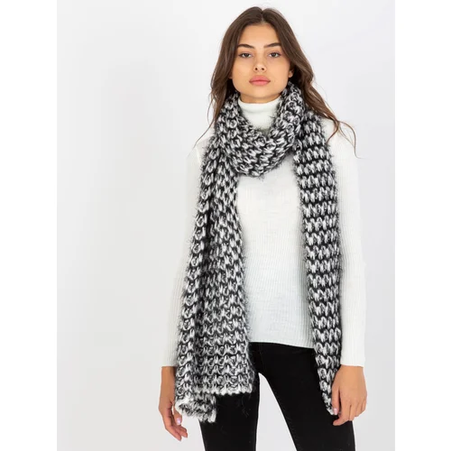 Fashion Hunters Black and white women's knitted winter scarf