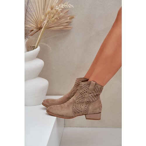 PE2 Women’s perforated ankle boots on low heel beige Neliawen Cijene