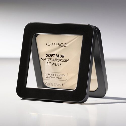 Catrice Soft Blur Matte Airbrush Powder matirajoči fiksirni puder odtenek 002W 10 g Slike