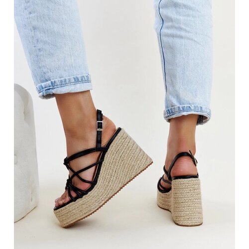 D/CEO Yellow sandals Dolores Cene