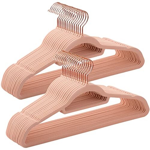 Songmics Žametni obešalniki, set 30 obešalnikov za oblačila, nedrseči, s prečko in kavljem iz rožnatega zlata, prostorsko varčni, debelina 0,6 cm, dolžina 43,5 cm, za obleke, svetlo roza CRF21PK30, (21298198) Cene