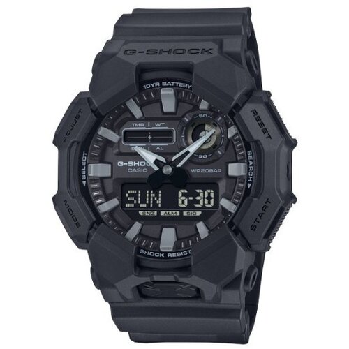 Casio g-shock muški sat ( GA-010-1A1 ) Cene