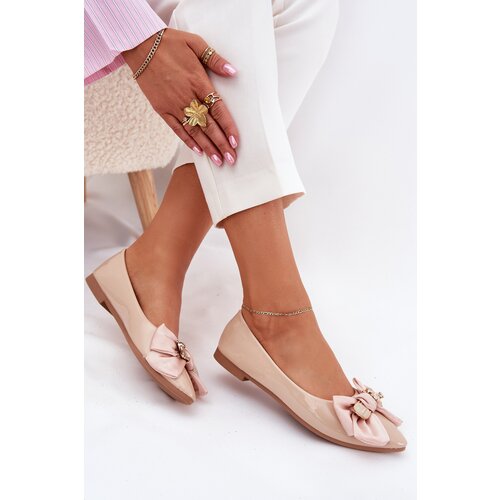 Boto Lacquered Ballet Flats With Bow And Gold Brooch Beige Rivona Slike